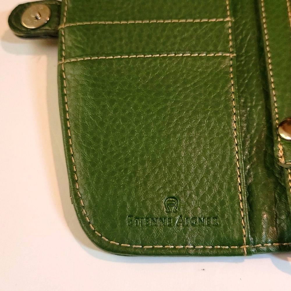 ETIENNE AIGNER CONVERTIBLE CLUTCH WALLET/CROSSBODY BAG - Picture 7 of 9